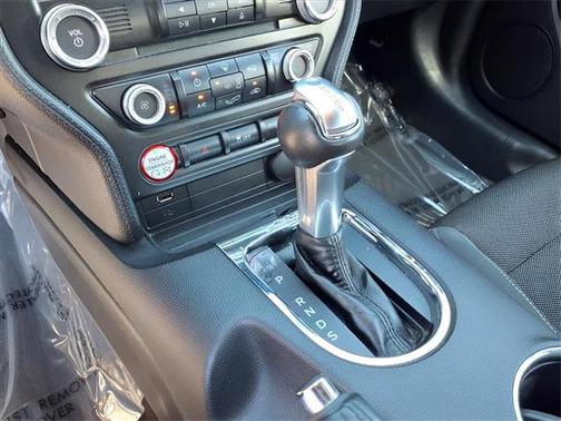 2015 Ford Mustang V6