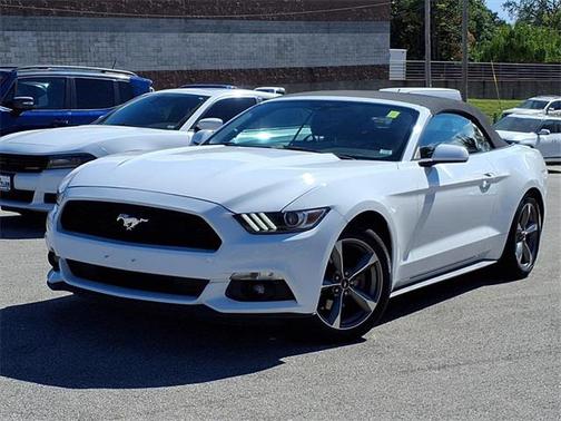 2015 Ford Mustang V6