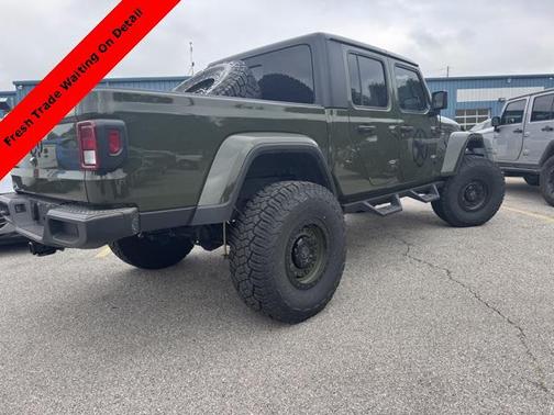 2021 Jeep Gladiator Willys 4x4