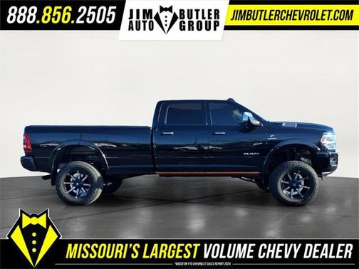 2022 RAM 2500 Laramie Crew Cab 4x4 8' Box