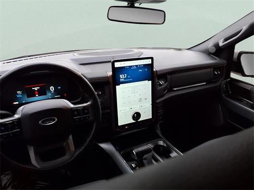 2023 Ford F-150 Lightning LARIAT