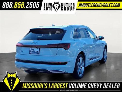 2019 Audi e-tron Premium Plus