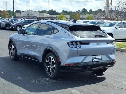 2022 Ford Mustang Mach-E Premium