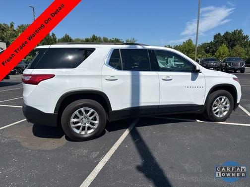 2020 Chevrolet Traverse LT Cloth