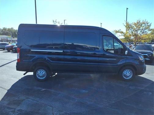 2022 Ford Transit-350 Base