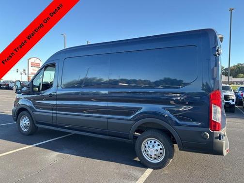 2022 Ford Transit-350 Base