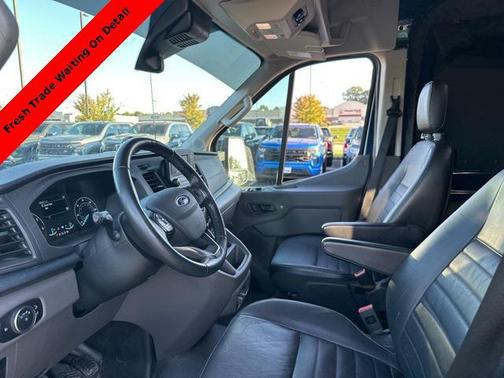 2022 Ford Transit-350 Base