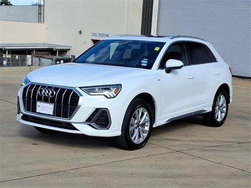2023 Audi Q3 Premium 45 TFSI S line quattro Tiptronic