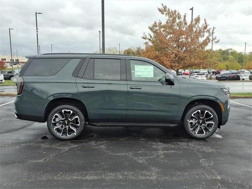 2026 Chevrolet Tahoe 4WD RST