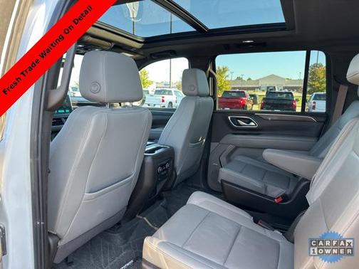 2022 Chevrolet Suburban LT