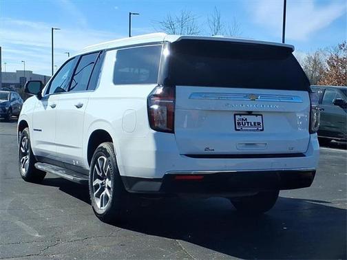 2022 Chevrolet Suburban LT