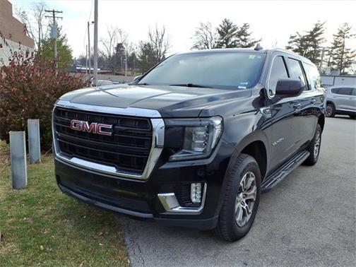 2022 GMC Yukon XL SLE