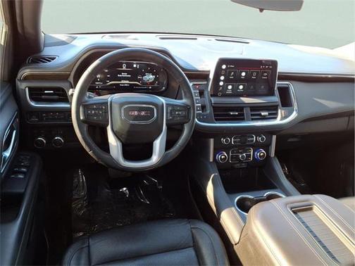 2022 GMC Yukon XL SLE