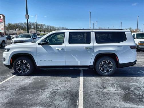 2023 Jeep Wagoneer L Series III 4x2