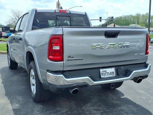 Billet Silver Metallic Clearcoat 2025 RAM 1500 Big Horn/Lone Star