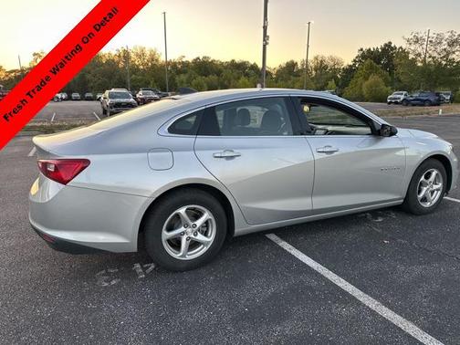 2017 Chevrolet Malibu 1LS