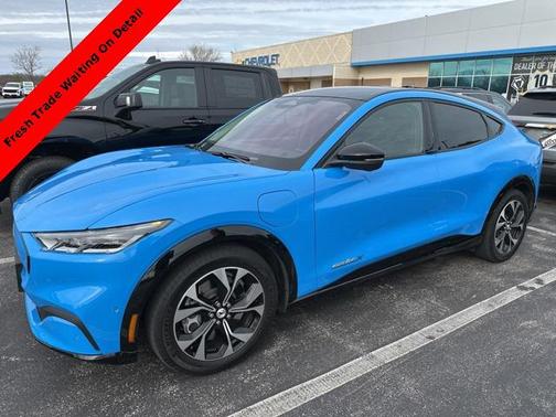 2022 Ford Mustang Mach-E Premium