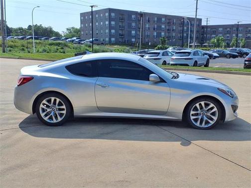 2013 Hyundai Genesis Coupe 2.0T