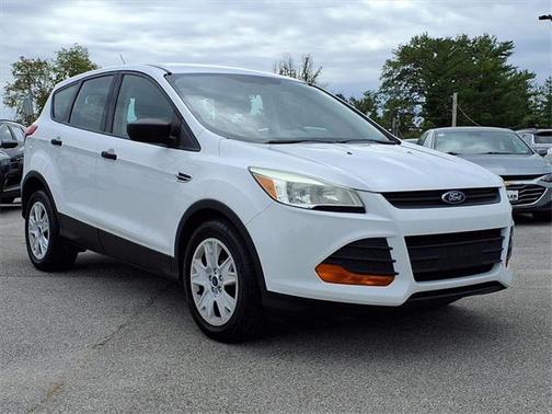 2015 Ford Escape S