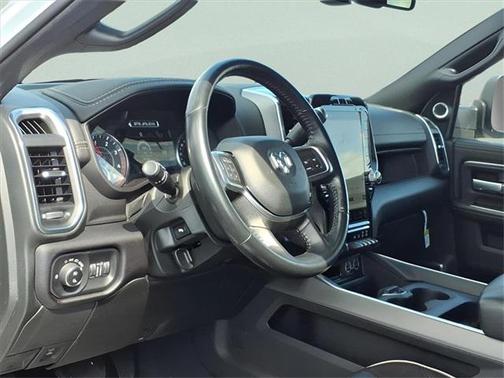 2022 RAM 2500 Laramie Crew Cab 4x4 6'4' Box