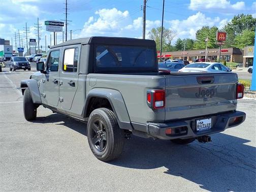 2021 Jeep Gladiator Sport S