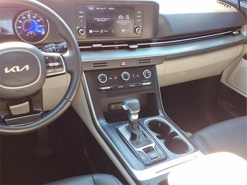 2022 Kia Carnival LXS