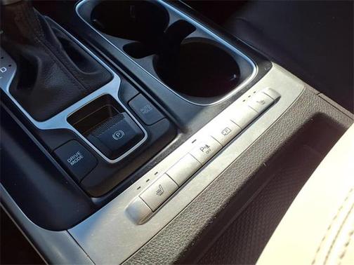 2022 Kia Carnival LXS