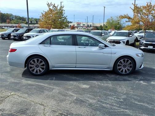 2017 Lincoln Continental Reserve