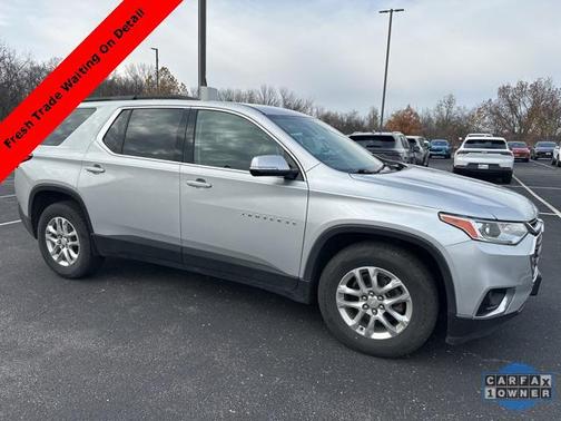 2020 Chevrolet Traverse LT Cloth