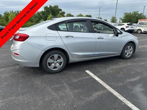 2018 Chevrolet Cruze LS