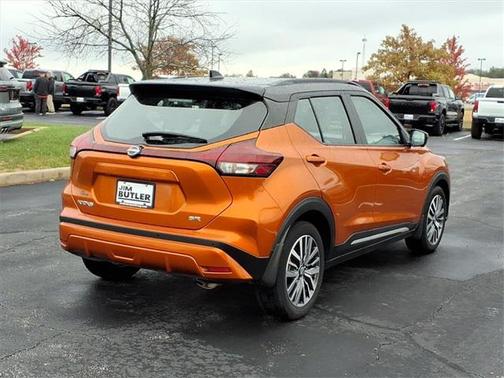 2023 Nissan Kicks SR