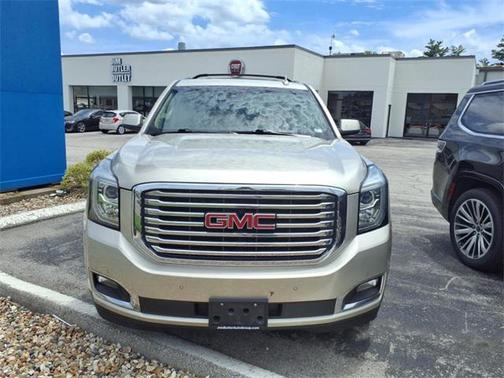 2017 GMC Yukon SLT