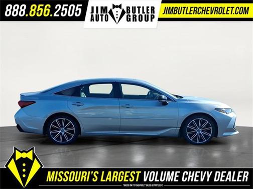 2020 Toyota Avalon XSE