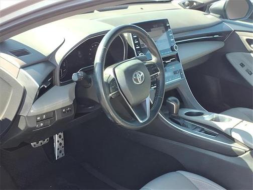 2020 Toyota Avalon XSE