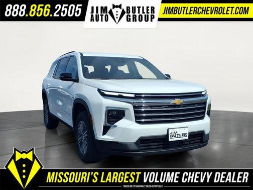 Summit White 2026 Chevrolet Traverse LT
