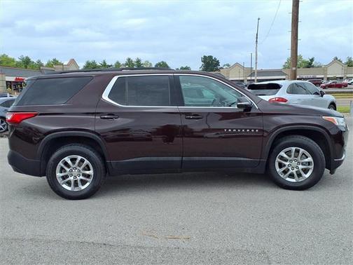 2020 Chevrolet Traverse LT Cloth