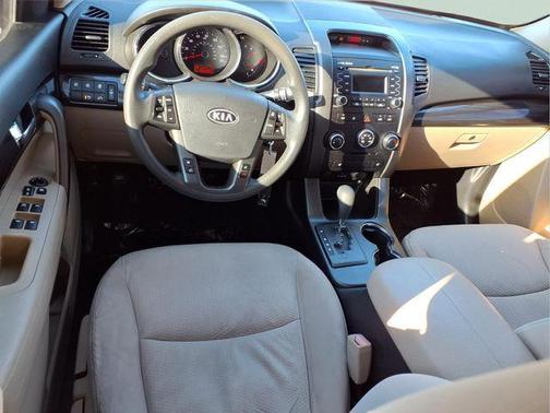2012 Kia Sorento LX