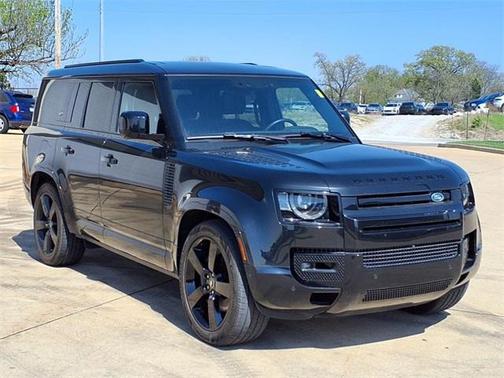 2024 Land Rover Defender 130 P400 X-Dynamic SE