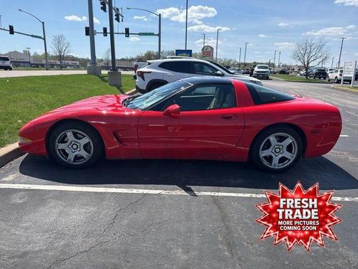 Torch Red 1998 Chevrolet Corvette Base