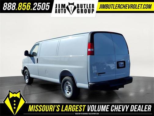 2025 Chevrolet Express 3500 RWD 3500 Regular Wheelbase WT