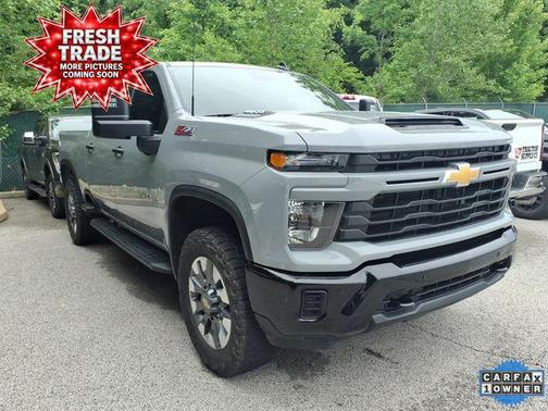 Slate Gray Metallic 2025 Chevrolet Silverado 2500 Custom