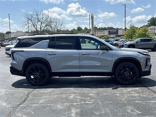 2025 Chevrolet Traverse RS