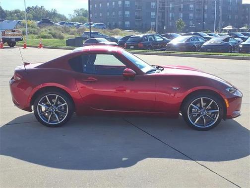 2023 Mazda MX-5 Miata RF Grand Touring