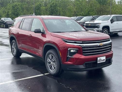 2025 Chevrolet Traverse LT