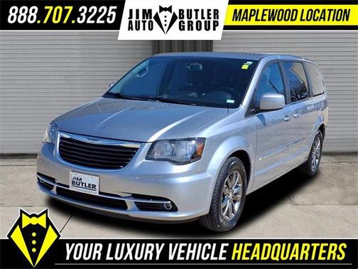 2015 Chrysler Town & Country S