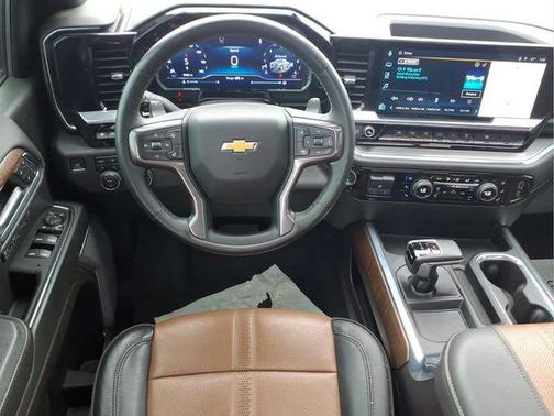 Black 2023 Chevrolet Silverado 1500 High Country