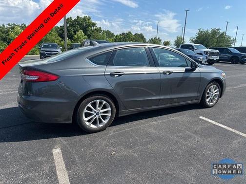 2020 Ford Fusion Hybrid SE