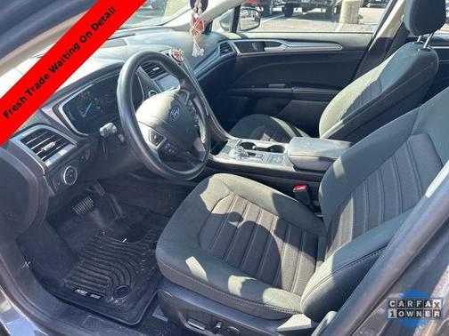 2020 Ford Fusion Hybrid SE