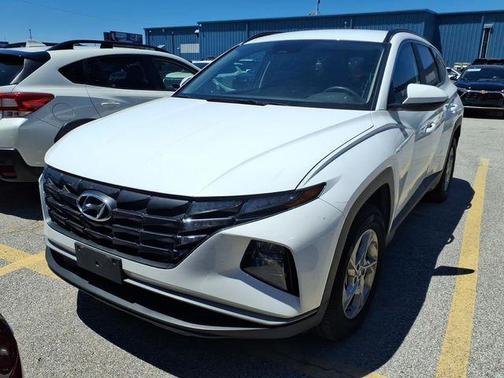 White Pearl 2024 Hyundai TUCSON SEL