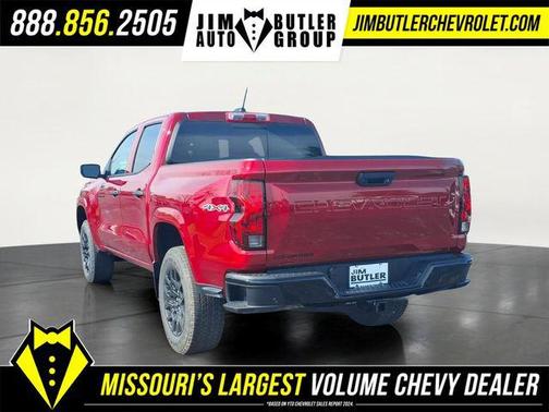 Radiant Red Tintcoat 2026 Chevrolet Colorado WT